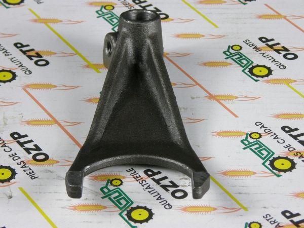 RM-897065M1.jpg